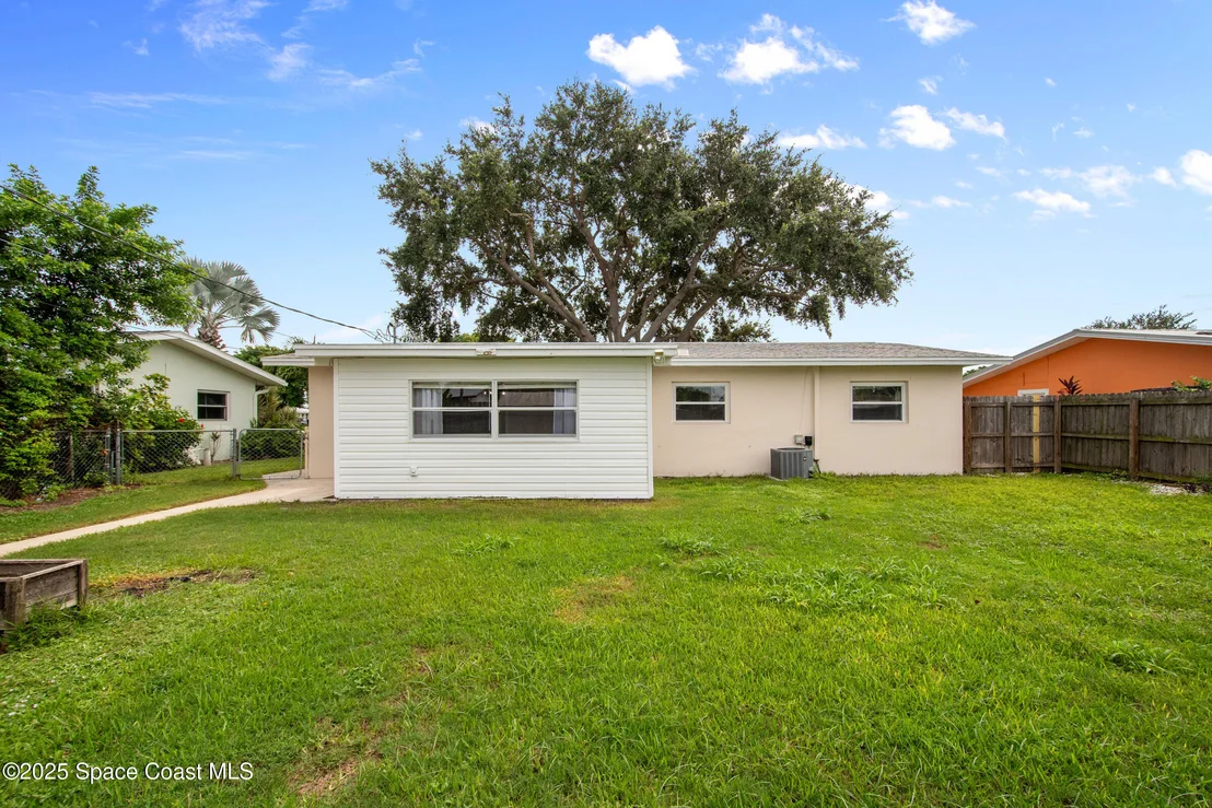 Photo of 620 Clarke Avenue