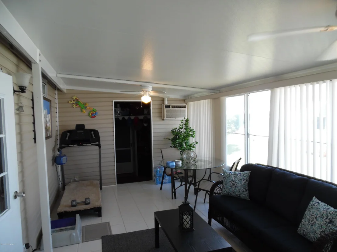 Photo of 7694 Fox Hunter Circle