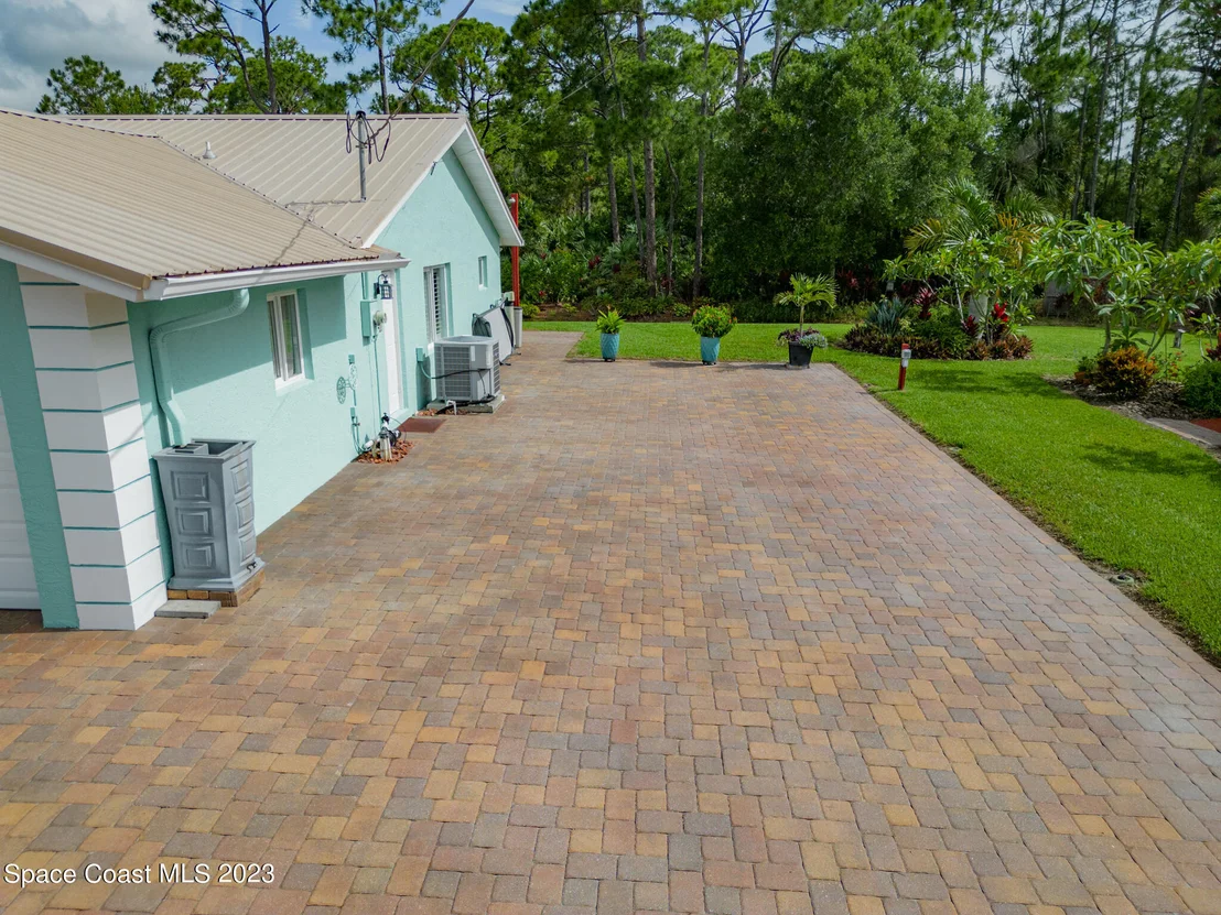 Photo of 2900 Pine Branch Drive