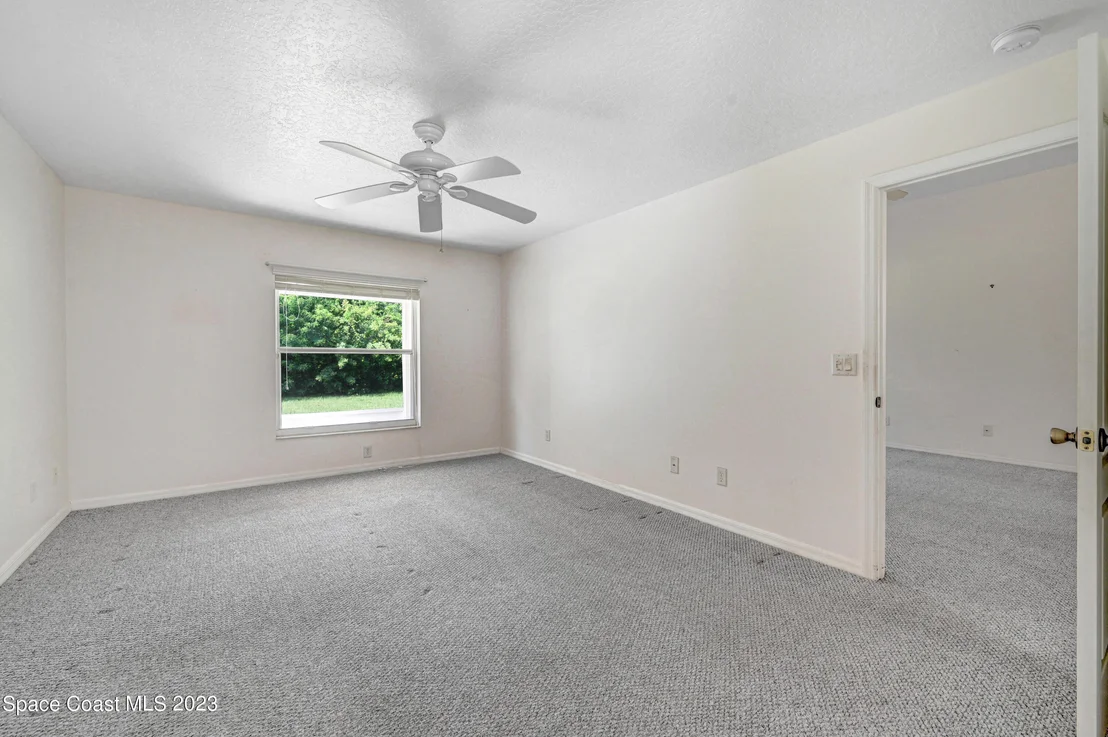 Photo of 974 Pine Creek Circle NE