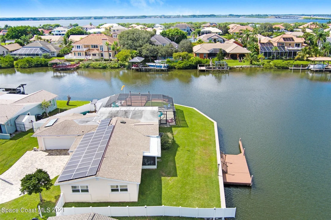 Photo of 489 Penguin Drive
