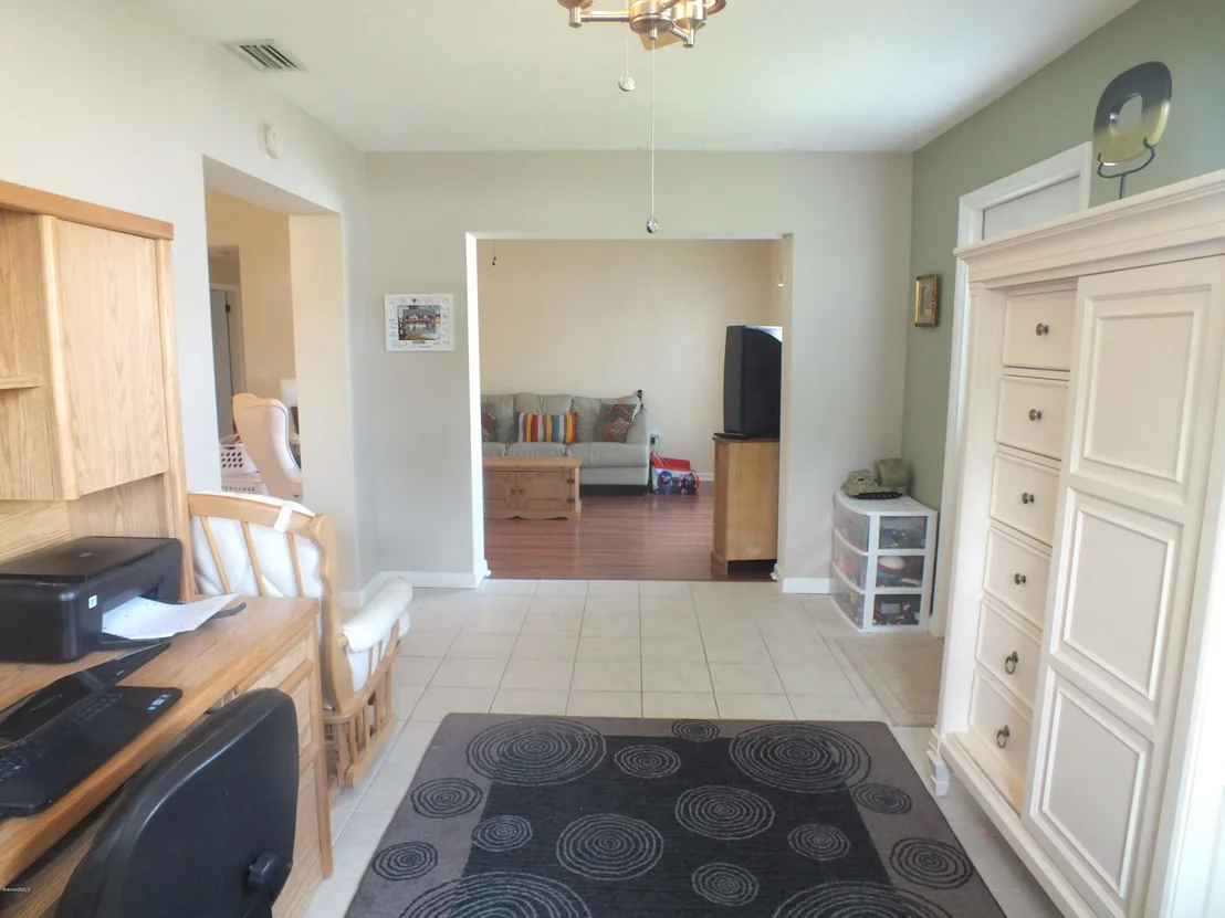 Photo of 880 Yorktowne Drive