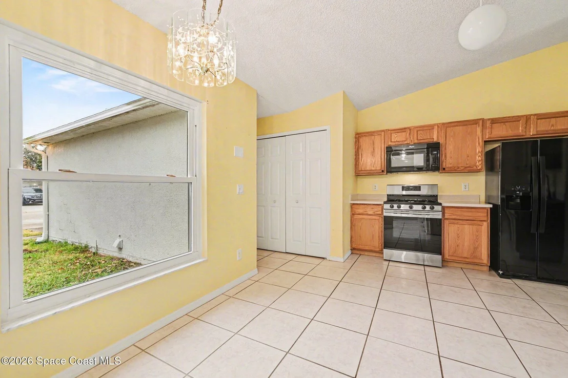 Photo of 1002 Jacaranda Circle