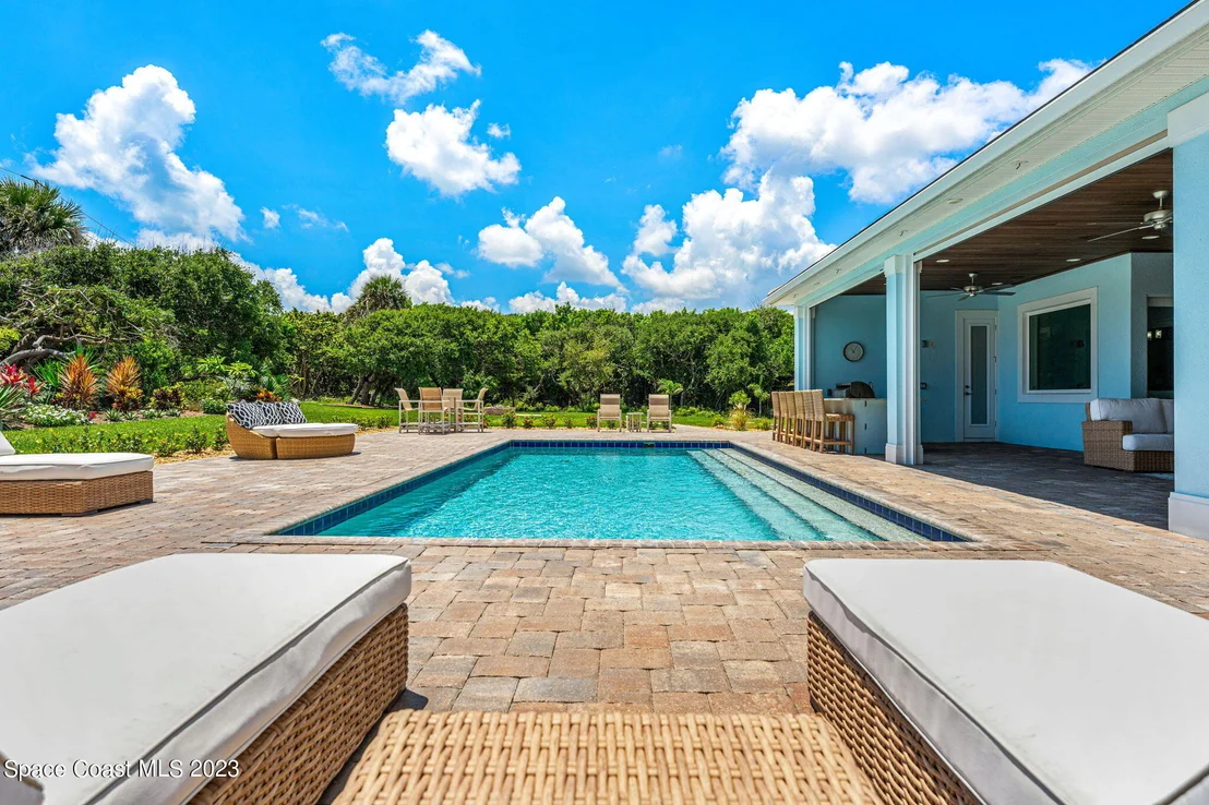Photo of 6231 Windward Lane