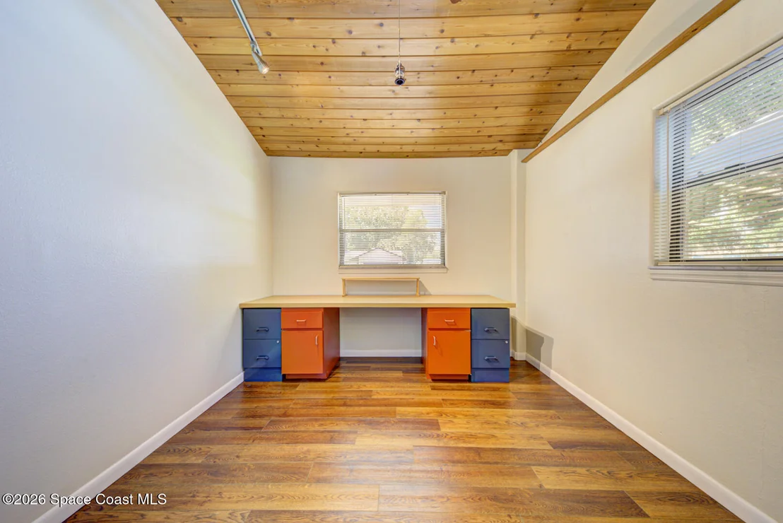 Photo of 990 Hibiscus Street