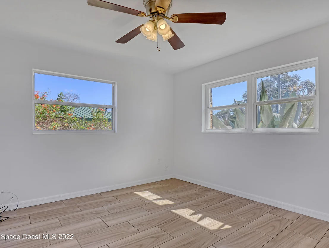 Photo of 800 Forest Road