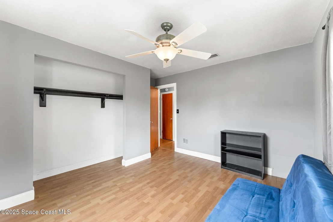 Photo of 2807 Golfview Drive