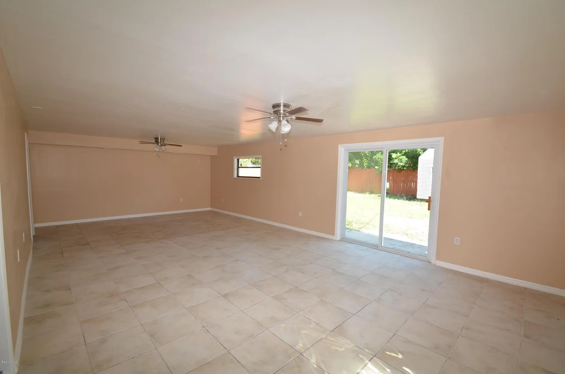 Photo of 2512 Post Road