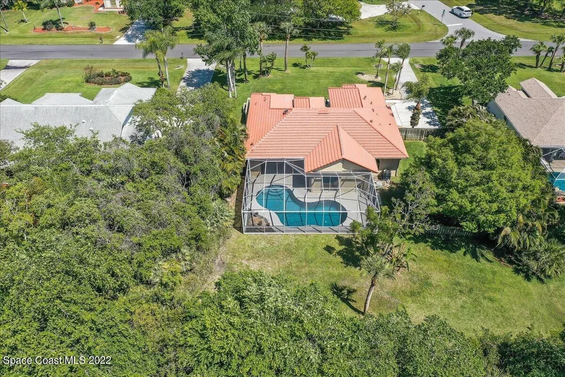 Photo of 4620 Canard Road