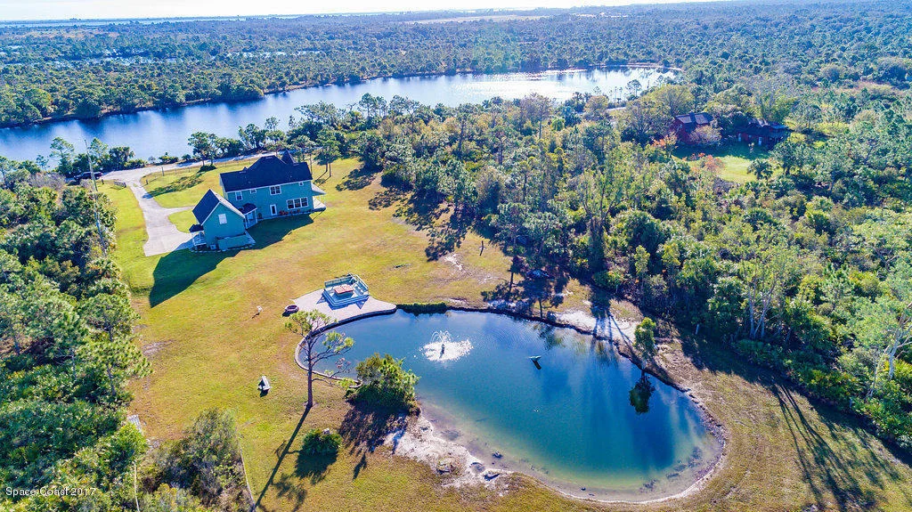 Photo of 3190 Leghorn Road