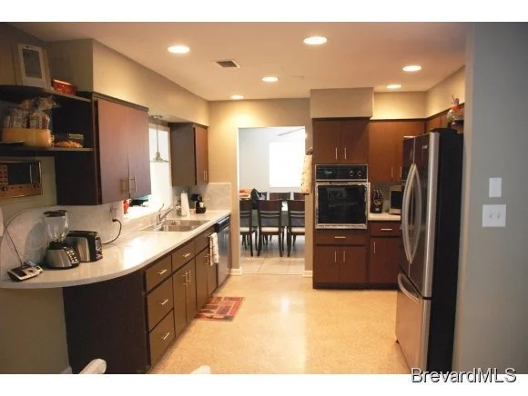Photo of 517 Andrews Drive