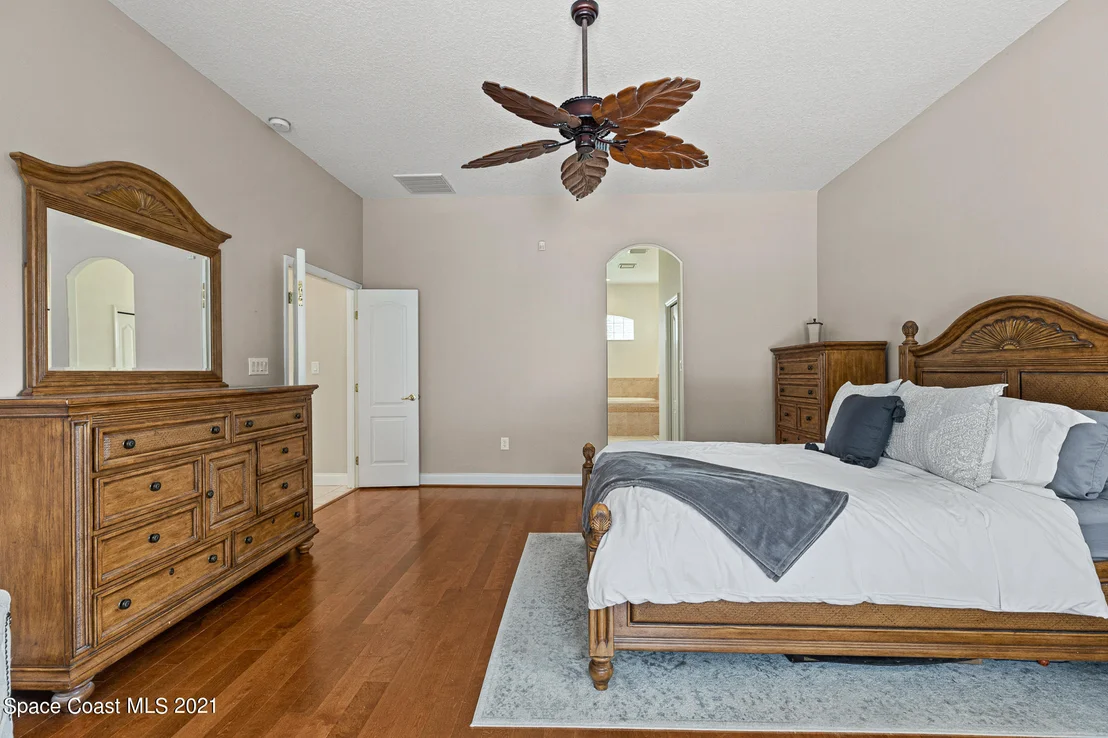 Photo of 1220 Tuckaway Drive