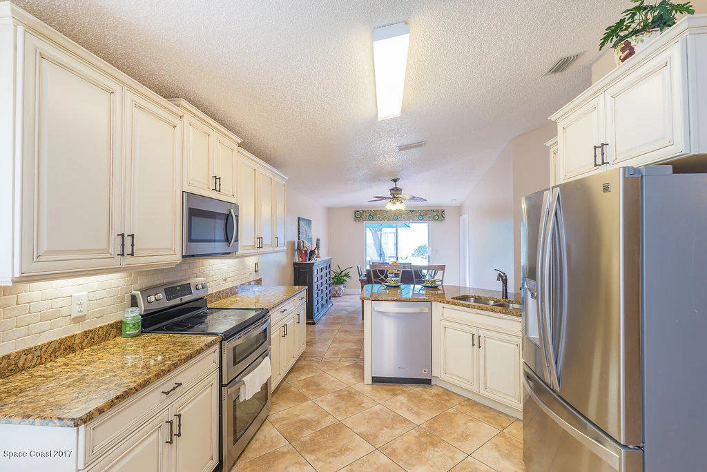Photo of 772 Lake George Drive