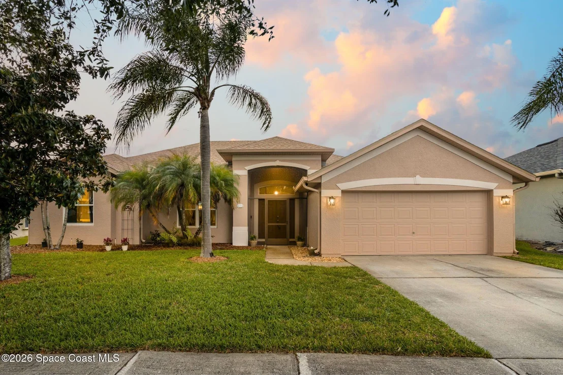 Photo of 4757 Alamanda Drive