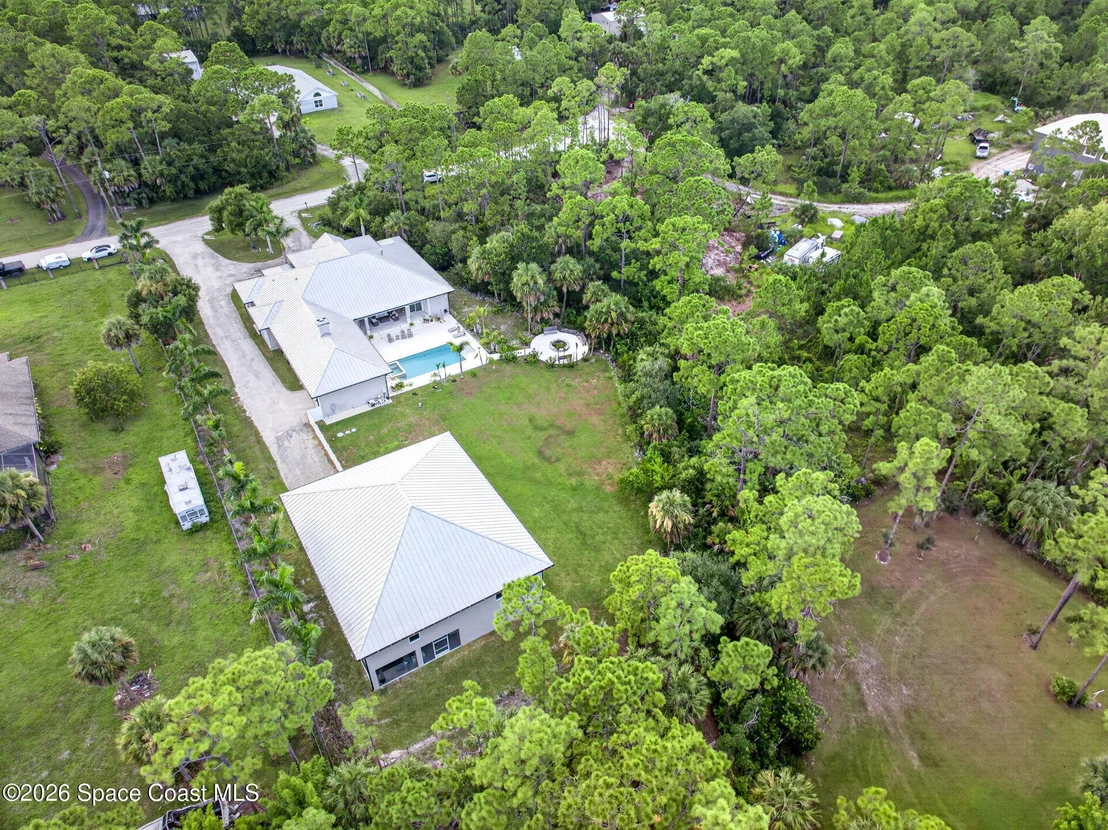 Photo of 3865 Reynolds Road