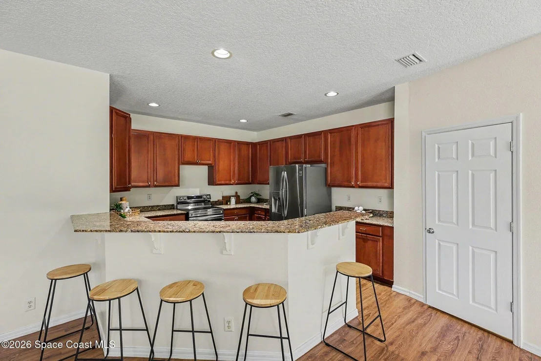 Photo of 3798 Jupiter Boulevard SE