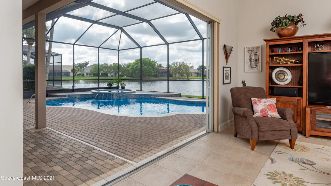 Photo of 913 Nelson Drive