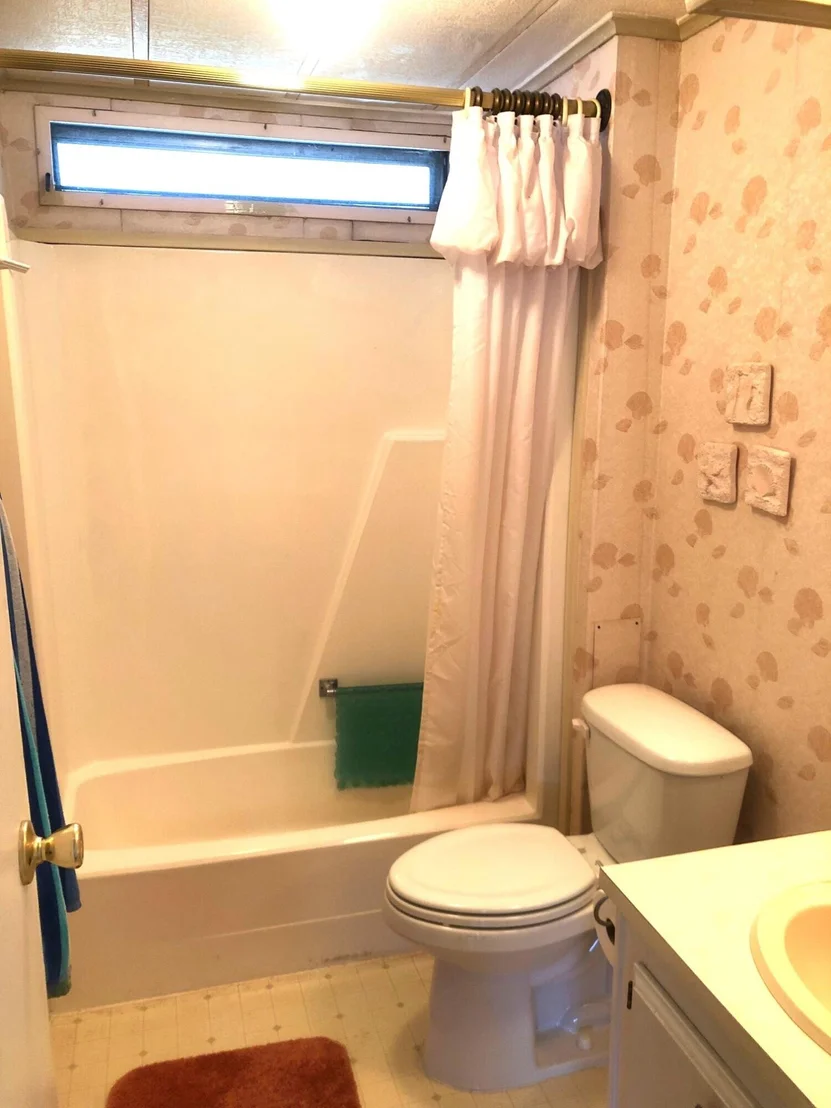 Photo of 560 Jennifer Circle