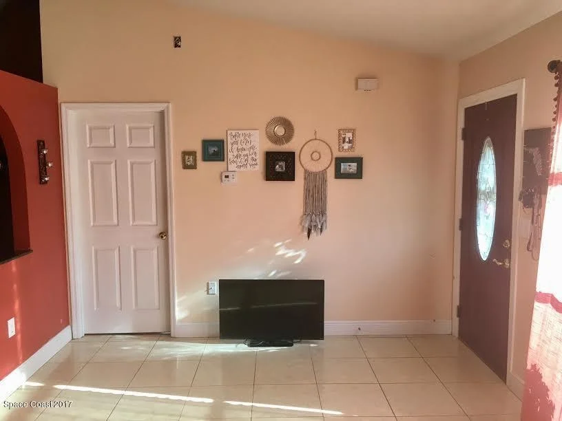 Photo of 6457 Hudson Road