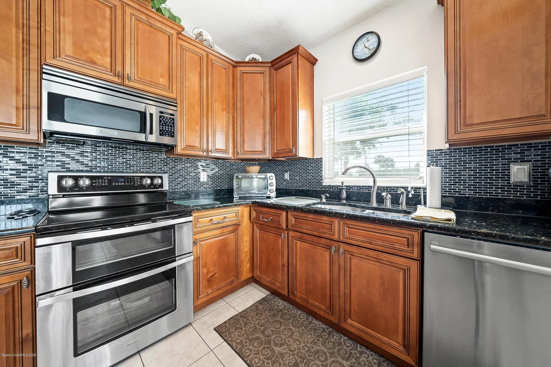 Photo of 1184 Sedgewood Circle