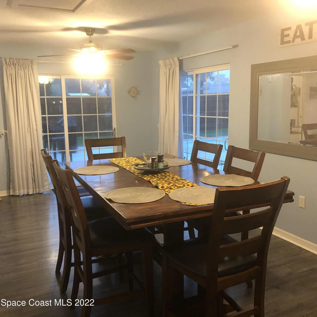Photo of 6591 Bancroft Avenue