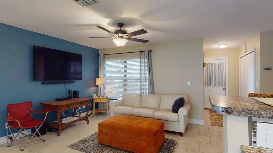 Photo of 112 E Haven Drive