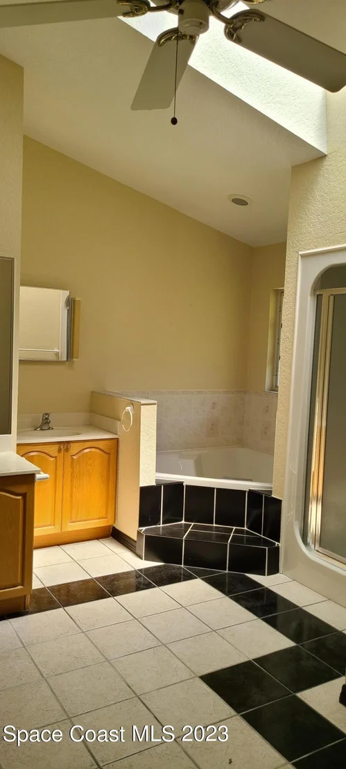 Photo of 2855 Waring Lane