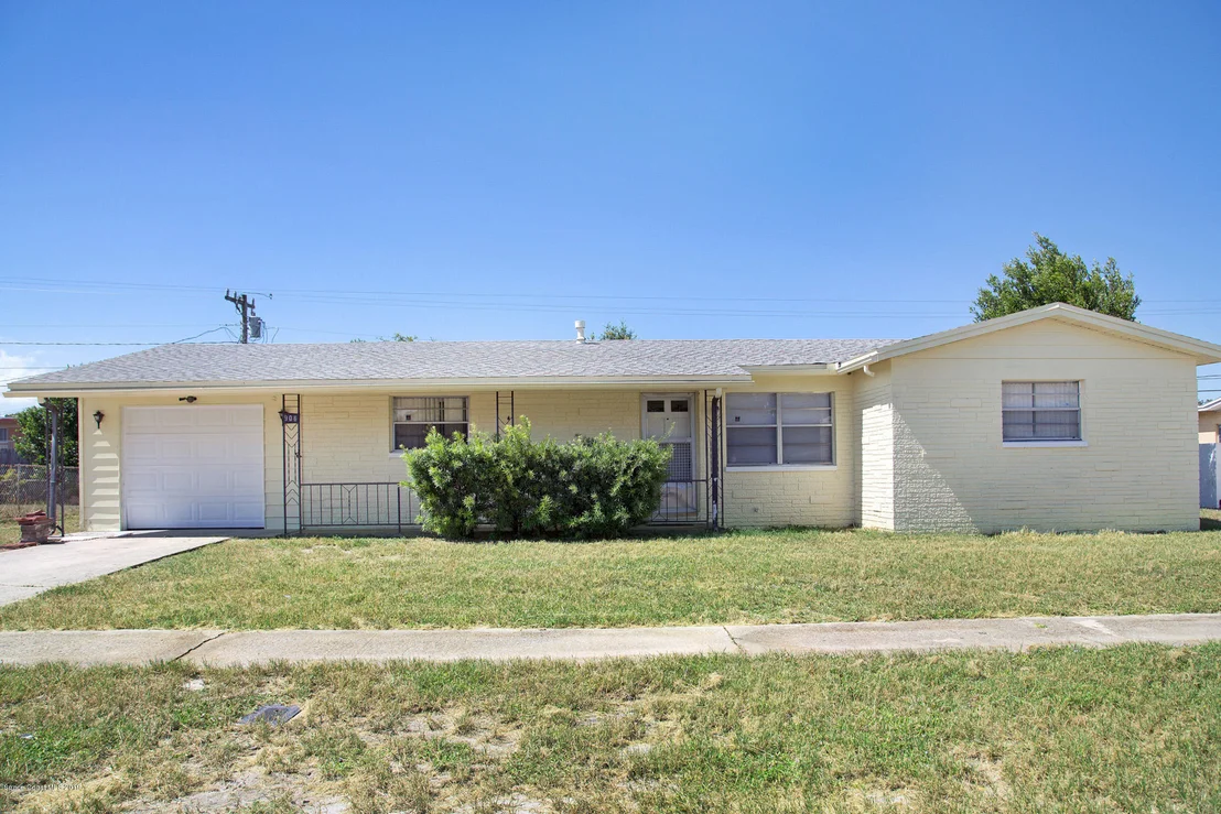 Photo of 906 Bristol Drive