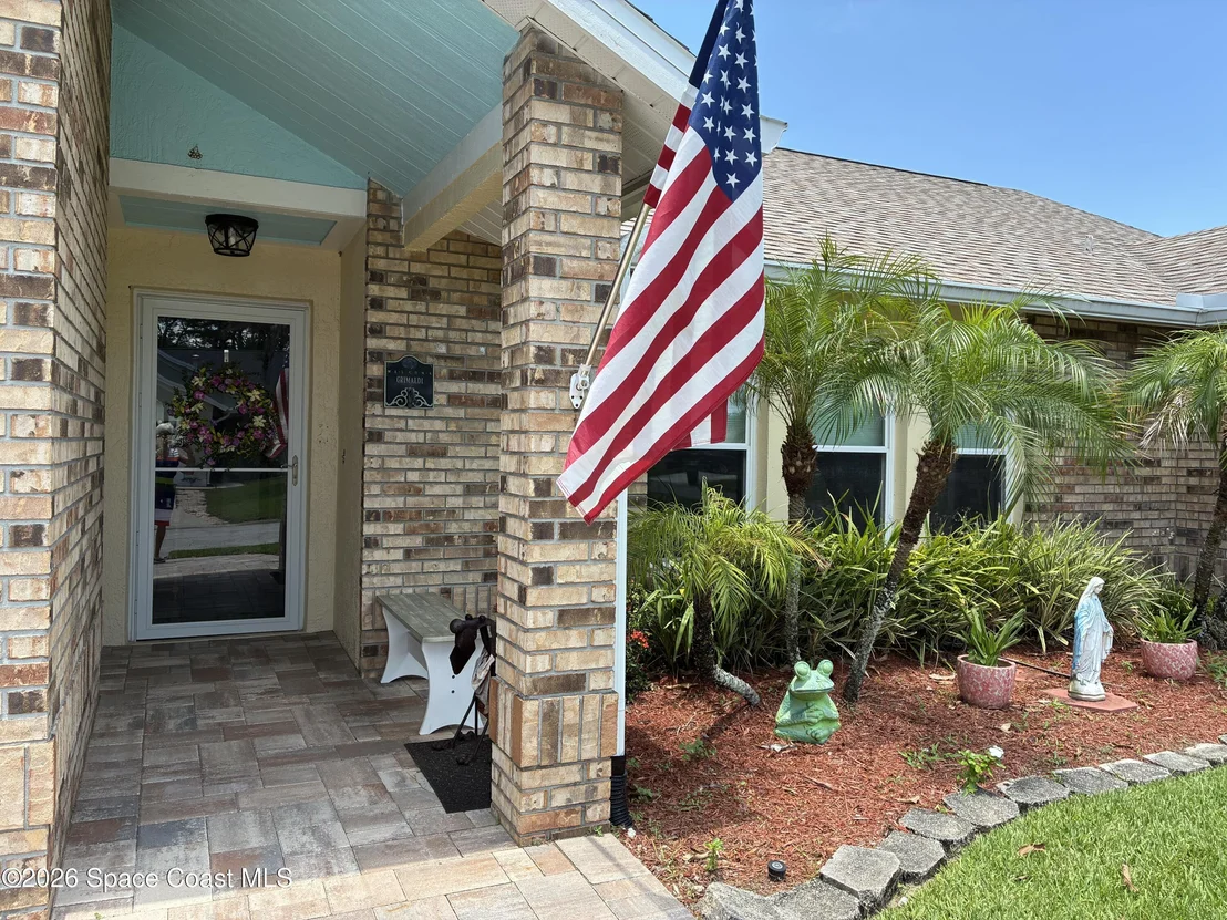 Photo of 2220 Plantation Drive