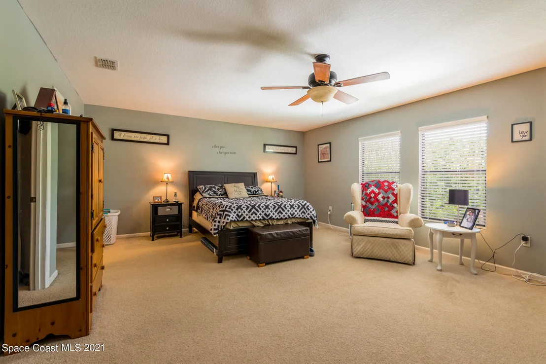 Photo of 245 Dryden Circle
