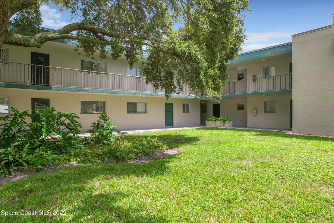 Photo of Unit 107 at 3025 Thrush Drive
