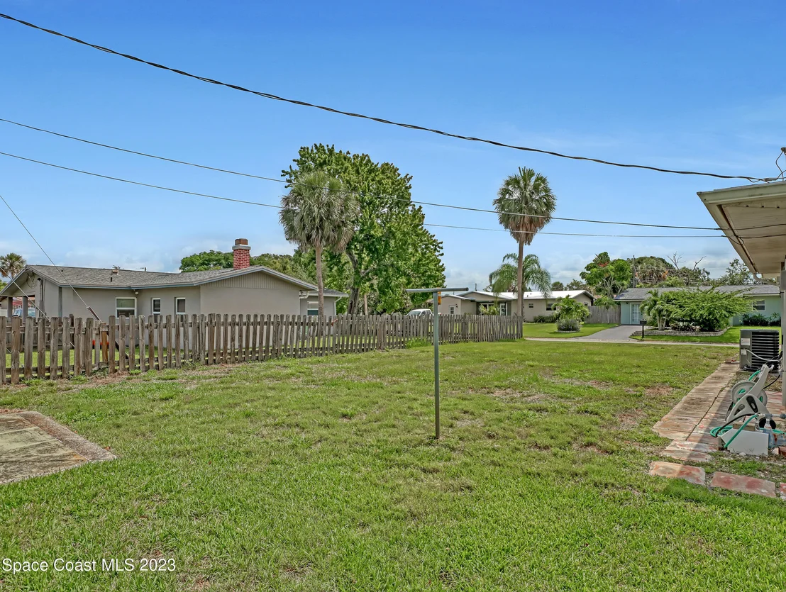 Photo of 2626 Algonquin Drive