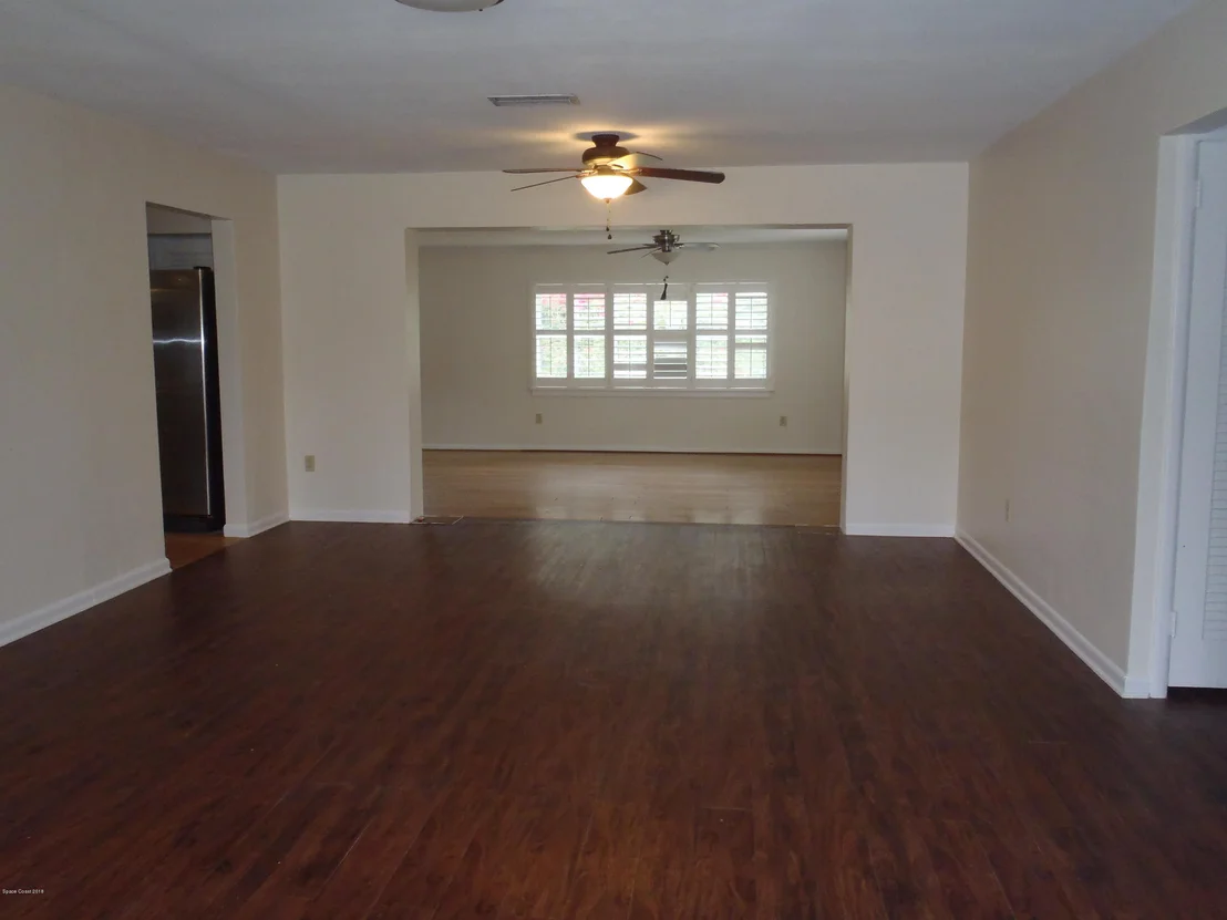 Photo of 310 Bunker Street