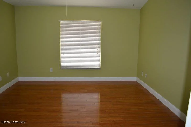Photo of 869 Shoshone Lane