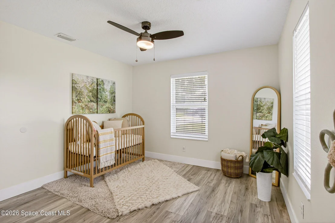 Photo of 3255 Hield Road