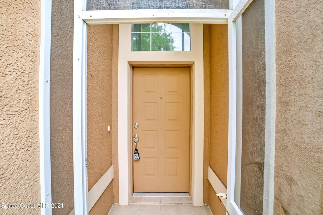 Photo of 8050 Bracken Lane