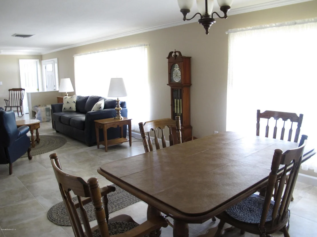 Photo of 560 Capri Road