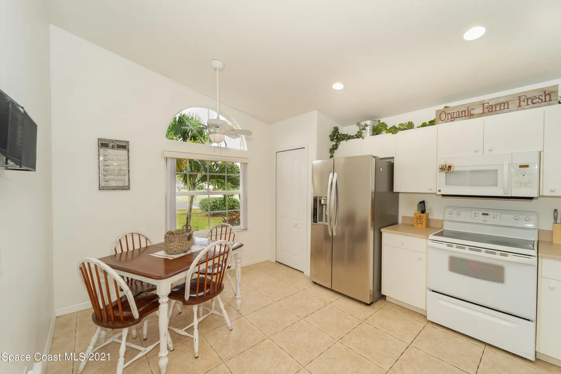 Photo of 2100 Spring Creek Circle NE