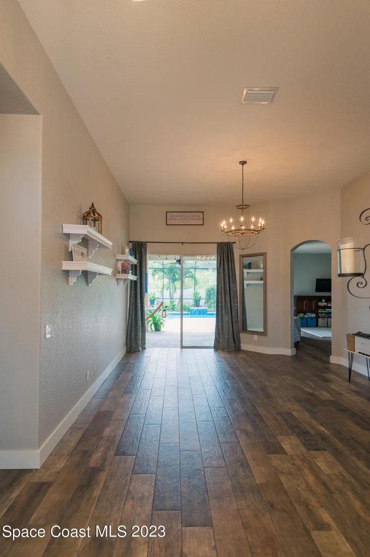Photo of 4569 Chastain Drive