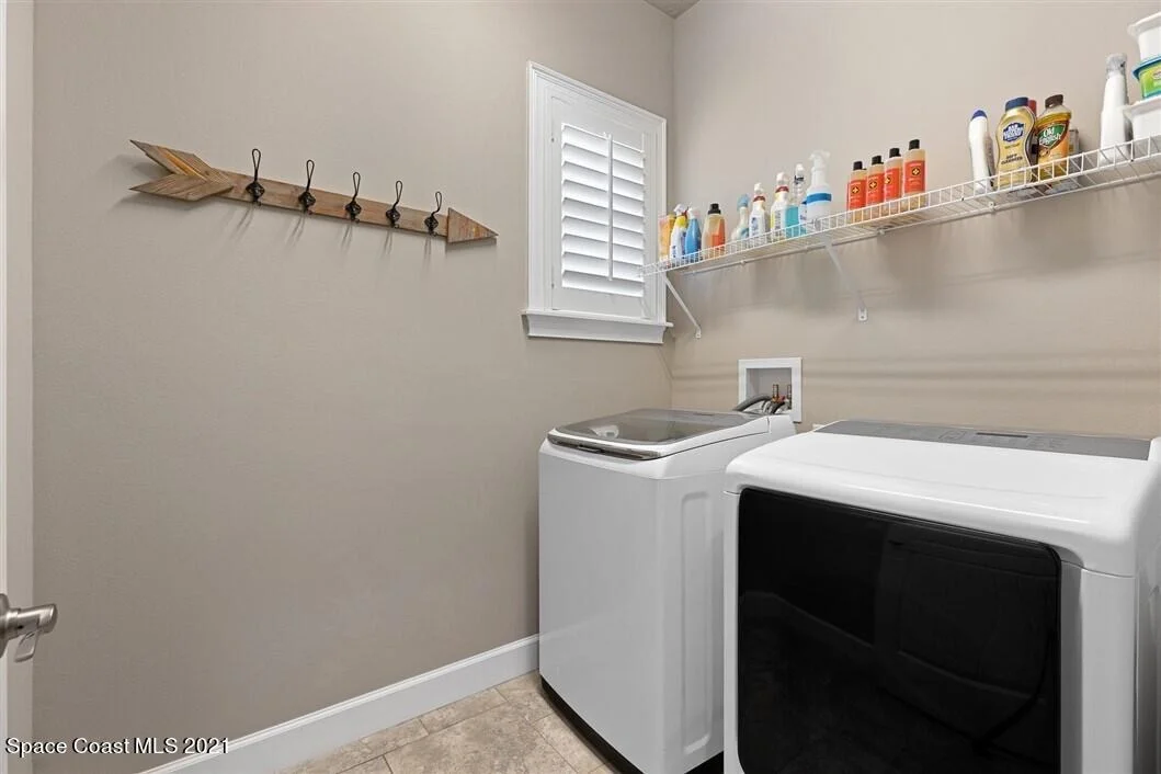 Photo of 823 Lorenza Place