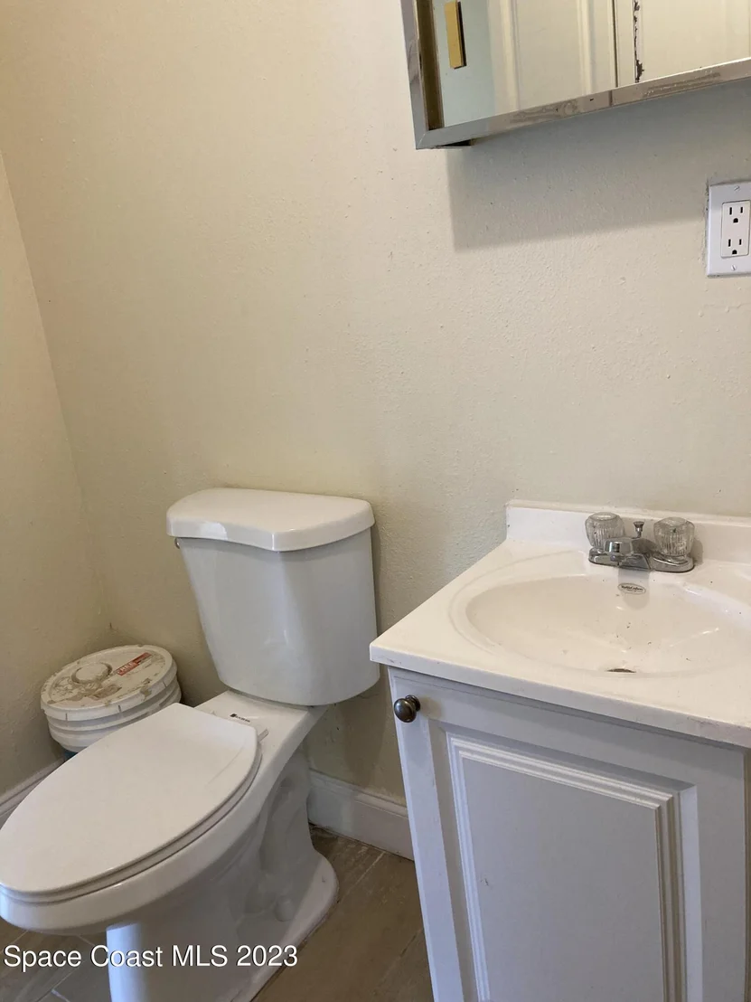Photo of 2111 Warwick Road