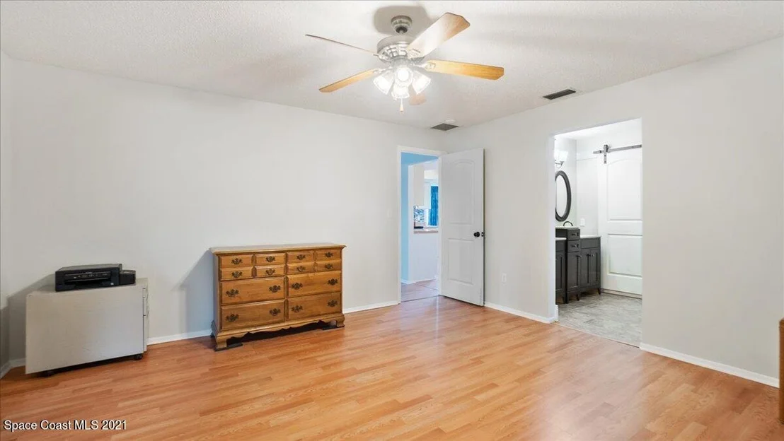 Photo of 5512 Flint Road