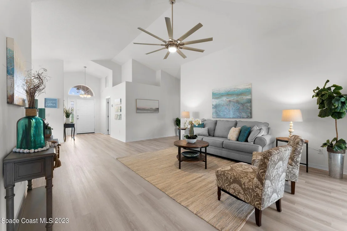 Photo of 805 Kaley Place