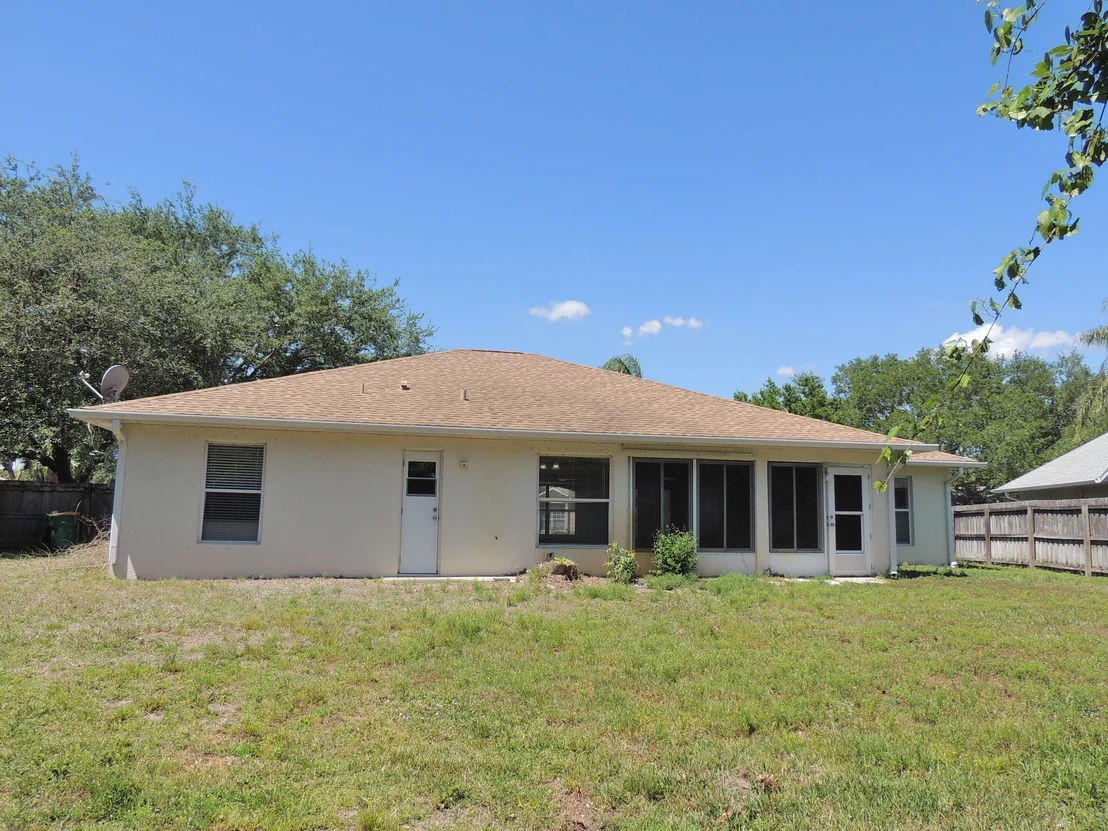Photo of 3485 Saddle Brook Drive