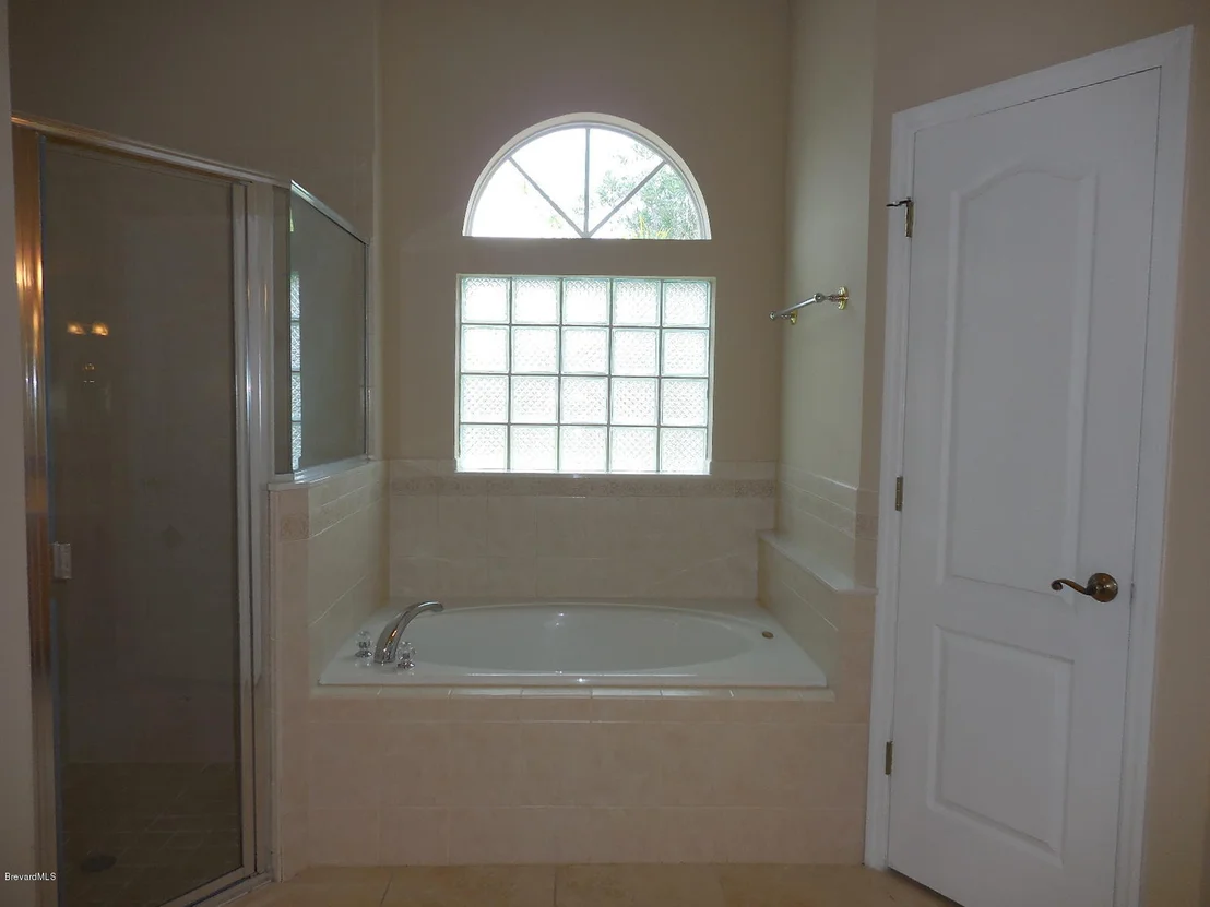 Photo of 194 SE Ridgemont Circle