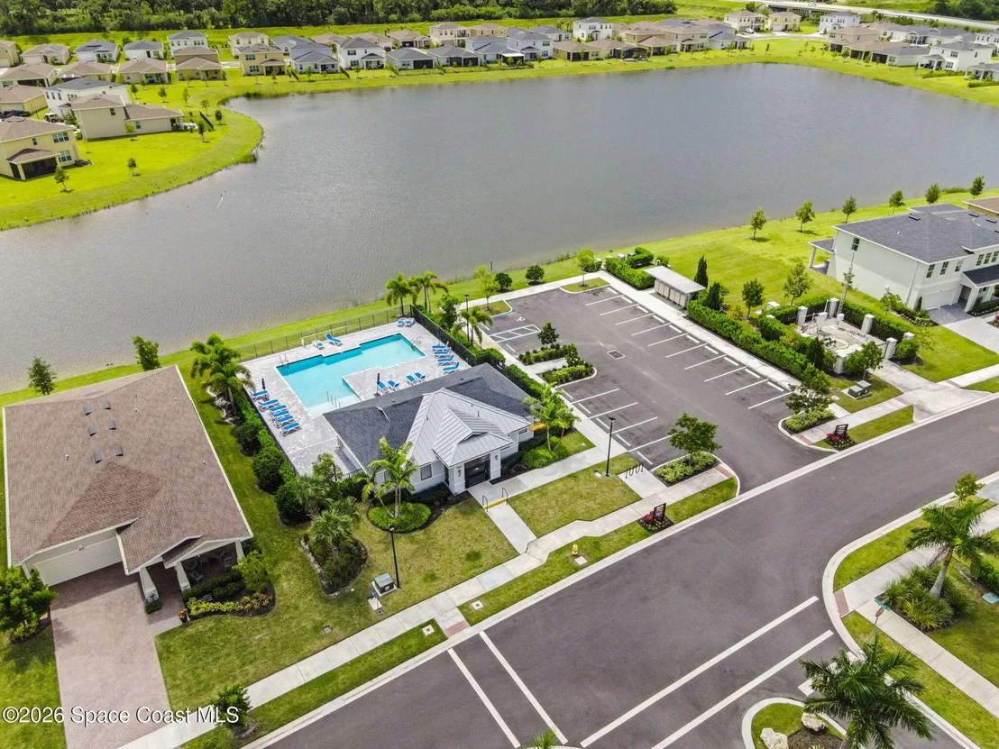 Photo of 492 Veridian Circle NW