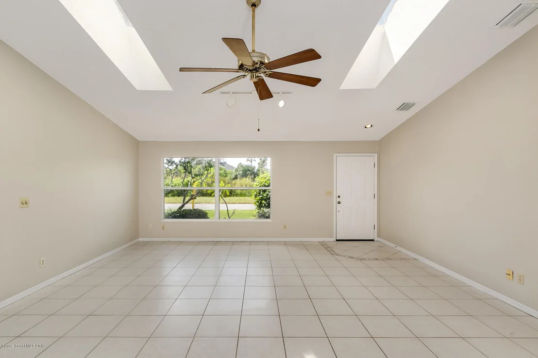 Photo of 204 Ocean Breeze Circle