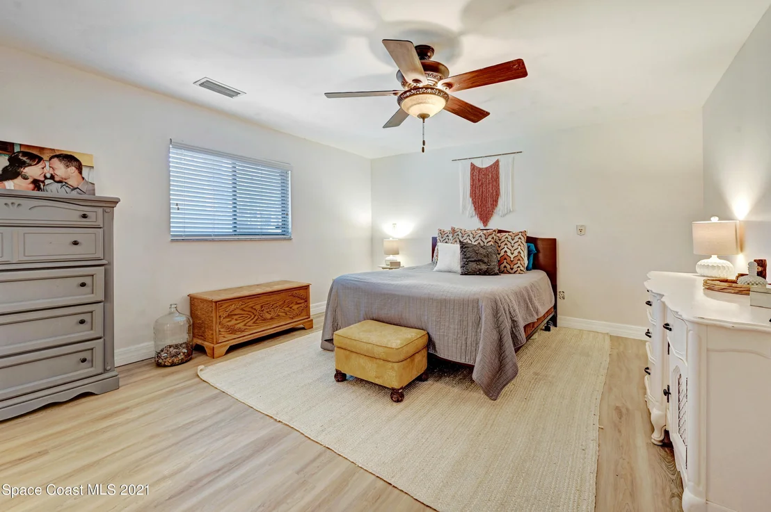Photo of 556 Chestnut Street