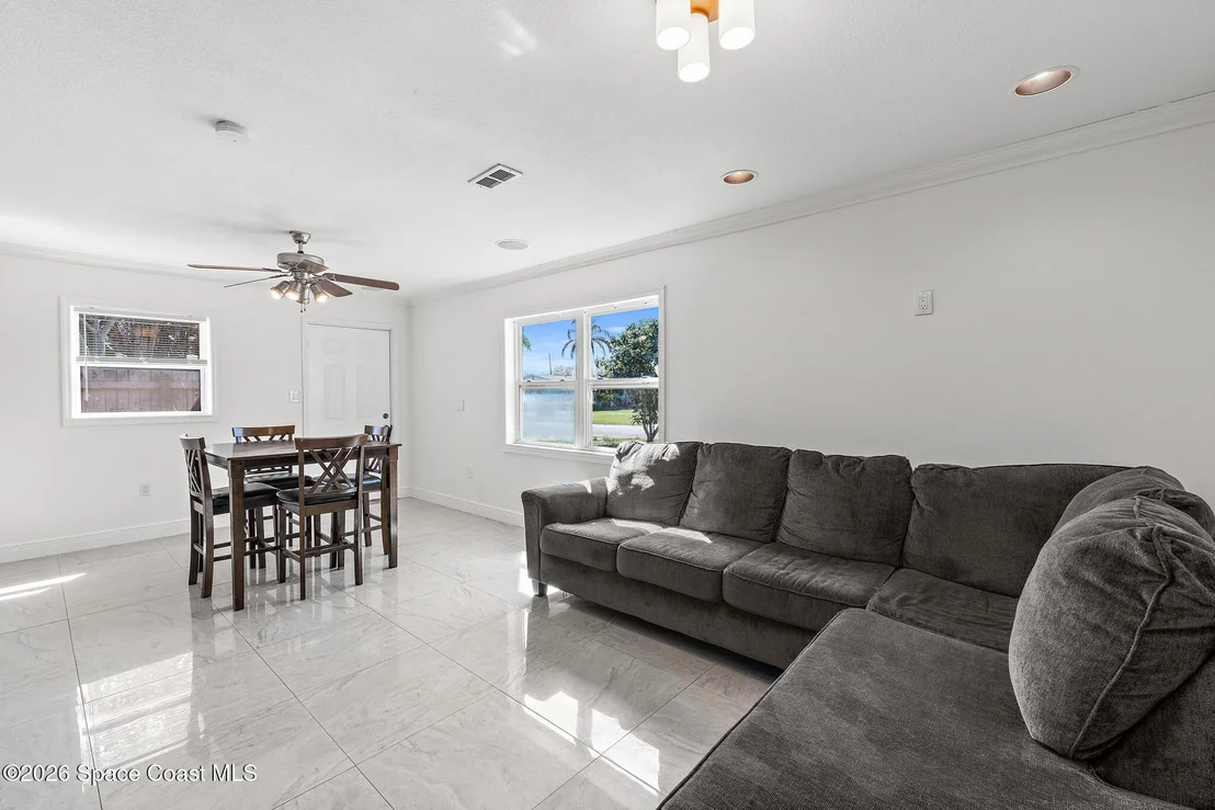 Photo of 218 Prince Avenue