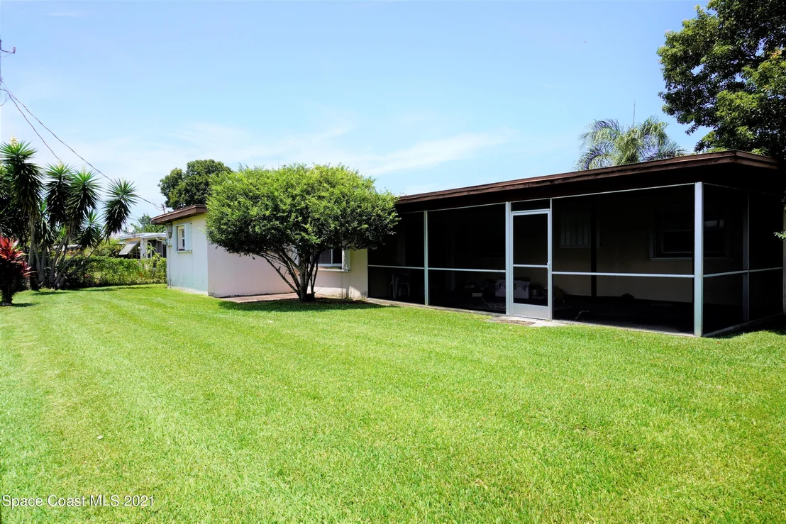 Photo of 500 Buckingham Avenue